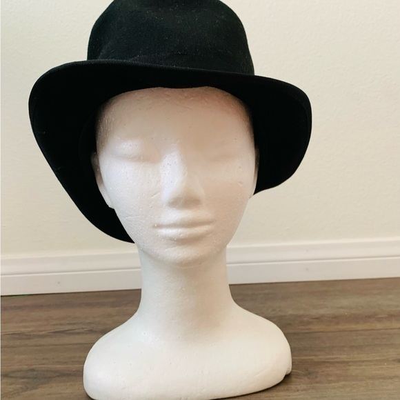 Christys’ top hat - Picture 3 of 7